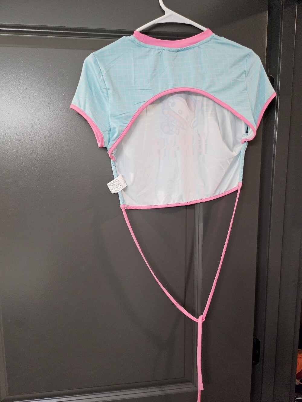 Hello kitty Open Back Crop - Picture 4 of 5